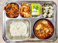 12월 19일 (화) 점심 급식사진 :: 급식 소식 :: 예당중학교 예당중학교 :: 급식 소식 :: 12월 19일 (화) 점심 급식사진