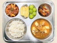 12월 19일 (화) 점심 급식사진 :: 급식 소식 :: 길음중학교 길음중학교 :: 급식 소식 :: 12월 19일 (화) 점심 급식사진