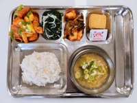 12월 19일 (화) 점심 급식사진 :: 급식 소식 :: 안양외국어고등학교 안양외국어고등학교 :: 급식 소식 :: 12월 19일 (화) 점심 급식사진