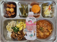 12월 18일 (월) 점심 급식사진 :: 급식 소식 :: 포항예술고등학교 포항예술고등학교 :: 급식 소식 :: 12월 18일 (월) 점심 급식사진