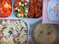 12월 20일 (수) 점심 급식사진 :: 급식소식 :: 샘말초등학교 샘말초등학교 :: 급식소식 :: 12월 20일 (수) 점심 급식사진