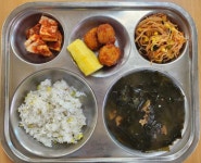 12월 21일 (목) 점심 급식사진 :: 급식 소식 :: 대전구봉초등학교 대전구봉초등학교 :: 급식 소식 :: 12월 21일 (목) 점심 급식사진