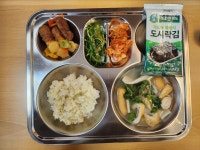 2023년 12월 21일 목요일 :: 급식 소식 :: 대전문창초등학교 대전문창초등학교 :: 급식 소식 :: 2023년 12월 21일 목요일