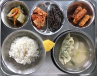 12월 20일 (수) 점심 급식사진 :: 급식 소식 :: 이화여자대학교사범대학부속초등학교 이화여자대학교사범대학부속초등학교 :: 급식 소식 :: 12월... 