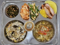 12월 21일 (목) 점심 급식사진 :: 급식 소식 :: 금옥중학교 금옥중학교 :: 급식 소식 :: 12월 21일 (목) 점심 급식사진