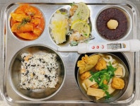 12월 21일 (목) 점심 급식사진 :: 급식 소식 :: 덕원여자고등학교 덕원여자고등학교 :: 급식 소식 :: 12월 21일 (목) 점심 급식사진