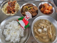 12월 22일 (금) 점심 급식사진 :: 급식 소식 :: 판곡초등학교 판곡초등학교 :: 급식 소식 :: 12월 22일 (금) 점심 급식사진