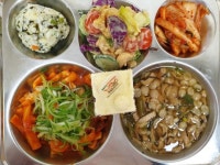 12월 22일 (금) 점심 급식사진 :: 급식 소식 :: 푸른솔중학교 푸른솔중학교 :: 급식 소식 :: 12월 22일 (금) 점심 급식사진