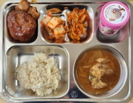 눈으로 보는 식단(12.22) :: 급식소식 :: 섬강중학교 섬강중학교 :: 급식소식 :: 눈으로 보는 식단(12.22)