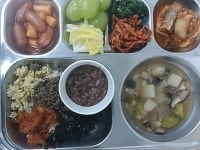 12월 22일 (금) 점심 급식사진 :: 급식 소식 :: 안동서부초등학교 안동서부초등학교 :: 급식 소식 :: 12월 22일 (금) 점심 급식사진