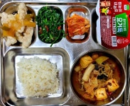 12월 21일 (목) 점심 급식사진 :: 급식 소식 :: 선유중학교 선유중학교 :: 급식 소식 :: 12월 21일 (목) 점심 급식사진