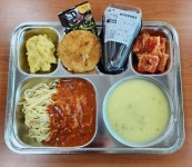 12월 22일 (금) 점심 급식사진 :: 급식 소식 :: 화성장안초등학교 화성장안초등학교 :: 급식 소식 :: 12월 22일 (금) 점심 급식사진