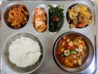 12월 26일 (화) 점심 급식사진 :: 급식 소식 :: 거학초등학교 거학초등학교 :: 급식 소식 :: 12월 26일 (화) 점심 급식사진
