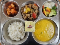 12월 26일 (화) 점심 급식사진 :: 급식 소식 :: 금촌중학교 금촌중학교 :: 급식 소식 :: 12월 26일 (화) 점심 급식사진