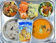 12월 26일 (화) 점심 급식사진 :: 급식 소식 :: 태릉고등학교 태릉고등학교 :: 급식 소식 :: 12월 26일 (화) 점심 급식사진