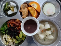 12월 22일 (금) 점심 급식사진 :: 급식 소식 :: 서울경수초등학교 서울경수초등학교 :: 급식 소식 :: 12월 22일 (금) 점심 급식사진