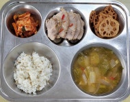 12월 26일 (화) 점심 급식사진 :: 급식 소식 :: 한천중학교 한천중학교 :: 급식 소식 :: 12월 26일 (화) 점심 급식사진
