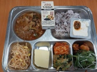 12월 29일 (금) 점심 급식사진 :: 급식 소식 :: 김천여자중학교 김천여자중학교 :: 급식 소식 :: 12월 29일 (금) 점심 급식사진