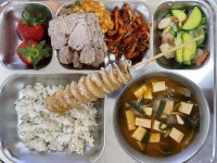 1월 2일 (화) 점심 급식사진 :: 급식 소식 :: 진관중학교 진관중학교 :: 급식 소식 :: 1월 2일 (화) 점심 급식사진