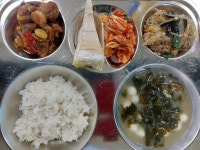 1월 2일 (화) 점심 급식사진 :: 급식 소식 :: 정재초등학교 정재초등학교 :: 급식 소식 :: 1월 2일 (화) 점심 급식사진