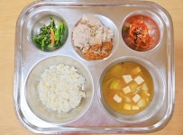 29.(월) 식단 및 식재료 검수 사진 :: 급식 소식 :: 대전도솔초등학교 대전도솔초등학교 :: 급식 소식 :: 2024. 1. 29.(월) 식단 및 식재료 검수... 