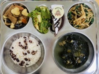 1월 29일 (월) 점심 급식사진 :: 급식 소식 :: 거학초등학교 거학초등학교 :: 급식 소식 :: 1월 29일 (월) 점심 급식사진