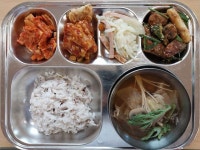 3월 7일 (목) 점심 급식사진 :: 급식 소식 :: 군산소룡초등학교 군산소룡초등학교 :: 급식 소식 :: 3월 7일 (목) 점심 급식사진
