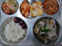 3월 7일 (목) 점심 급식사진 :: 급식 소식 :: 서울경수초등학교 서울경수초등학교 :: 급식 소식 :: 3월 7일 (목) 점심 급식사진