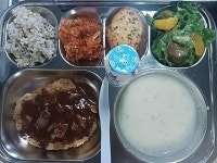 3월 6일 (수) 점심 급식사진 :: 급식 소식 :: 근화여자고등학교 근화여자고등학교 :: 급식 소식 :: 3월 6일 (수) 점심 급식사진