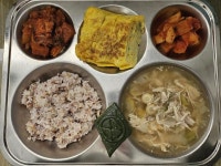3월 15일 (금) 점심 급식사진 :: 급식 소식 :: 안산부곡중학교 안산부곡중학교 :: 급식 소식 :: 3월 15일 (금) 점심 급식사진