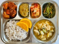 3월 18일 (월) 점심 급식사진 :: 급식 소식 :: 대원여자고등학교 대원여자고등학교 :: 급식 소식 :: 3월 18일 (월) 점심 급식사진