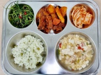 3월 19일 (화) 점심 급식사진 :: 급식 소식 :: 부광중학교 부광중학교 :: 급식 소식 :: 3월 19일 (화) 점심 급식사진