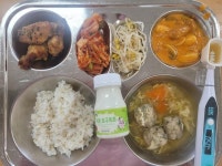 24.3.21식단사진 :: 급식 소식 :: 군산서흥중학교 군산서흥중학교 :: 급식 소식 :: 24.3.21식단사진