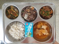 3월 25일 (월) 점심 급식사진 :: 급식 소식 :: 연화중학교 연화중학교 :: 급식 소식 :: 3월 25일 (월) 점심 급식사진