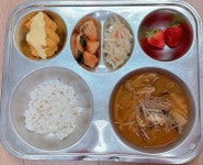 3월 28일 (목) 점심 급식사진 :: 급식 소식 :: 인천효성남초등학교 인천효성남초등학교 :: 급식 소식 :: 3월 28일 (목) 점심 급식사진