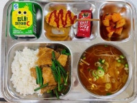 3월 28일 (목) 점심 급식사진 :: 급식 소식 :: 늘푸른고등학교 늘푸른고등학교 :: 급식 소식 :: 3월 28일 (목) 점심 급식사진