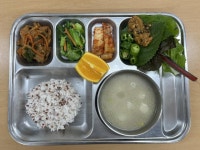 3월 28일 (목) 점심 급식사진 :: 급식 소식 :: 흑산초등학교 흑산초등학교 :: 급식 소식 :: 3월 28일 (목) 점심 급식사진