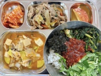 3월 27일 (수) 점심 급식사진 :: 급식소식 :: 성은학교 성은학교 :: 급식소식 :: 3월 27일 (수) 점심 급식사진
