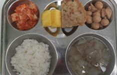 3월 29일 (금) 점심 급식사진 :: 급식 소식 :: 곡반초등학교 곡반초등학교 :: 급식 소식 :: 3월 29일 (금) 점심 급식사진