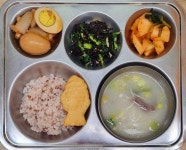3월 29일 (금) 점심 급식사진 :: 급식 소식 :: 인천서희학교 인천서희학교 :: 급식 소식 :: 3월 29일 (금) 점심 급식사진