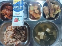 3월 27일 (수) 점심 급식사진 :: 급식 소식 :: 근화여자고등학교 근화여자고등학교 :: 급식 소식 :: 3월 27일 (수) 점심 급식사진