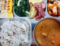 3월 29일 (금) 점심 급식사진 :: 급식소식 :: 샘말초등학교 샘말초등학교 :: 급식소식 :: 3월 29일 (금) 점심 급식사진