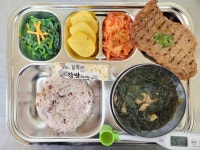 4월 1일 (월) 점심 급식사진 :: 급식 소식 :: 동의중학교 동의중학교 :: 급식 소식 :: 4월 1일 (월) 점심 급식사진