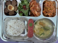 4월 1일 (월) 점심 급식사진 :: 급식 소식 :: 봉영여자중학교 봉영여자중학교 :: 급식 소식 :: 4월 1일 (월) 점심 급식사진