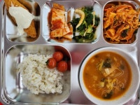 4월 5일 (금) 점심 급식사진 :: 급식 소식 :: 수명중학교 수명중학교 :: 급식 소식 :: 4월 5일 (금) 점심 급식사진