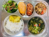 4월 8일 (월) 점심 급식사진 :: 급식 소식 :: 여선중학교 여선중학교 :: 급식 소식 :: 4월 8일 (월) 점심 급식사진