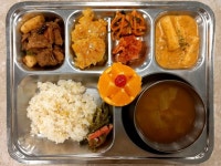 4월 8일 (월) 점심 급식사진 :: 급식 소식 :: 여수문수중학교 여수문수중학교 :: 급식 소식 :: 4월 8일 (월) 점심 급식사진