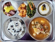 2024년4월11일 식단(삼짇날 식단-화전) :: 급식 소식 :: 여량초등학교 여량초등학교 :: 급식 소식 :: 2024년4월11일 식단(삼짇날 식단-화전)