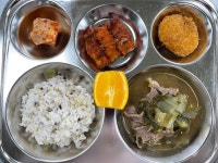 4월 9일 (화) 점심 급식사진 :: 급식 소식 :: 안서중학교 안서중학교 :: 급식 소식 :: 4월 9일 (화) 점심 급식사진