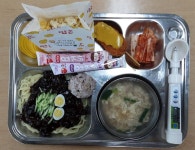 4월 12일 (금) 점심 급식사진 :: 급식 소식 :: 이서고등학교 이서고등학교 :: 급식 소식 :: 4월 12일 (금) 점심 급식사진